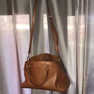 BEAUTIFUL brown leather Coach purse